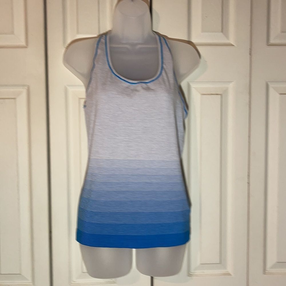 Yummie Striped Racerback Athletic Tank Top Large XL - Picture 2 of 13